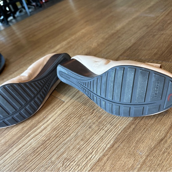 NWOT Cole Haan Women's “Emory” Wedge Ballet Flats in Nude Patent - Picture 4 of 5